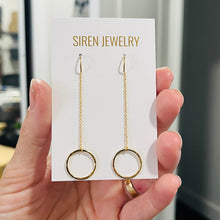 Load image into Gallery viewer, CIRCLE THREADER EARRINGS
