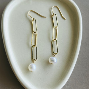 LALA PEARL EARRINGS