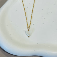 Load image into Gallery viewer, MOTHER OF PEARL HEART NECKLACE
